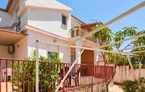 Lovely Home In Marzamemi With Wifi