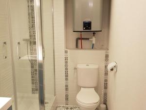 Studio confortable, vue montagne - FR-1-266-310