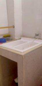 Apartaestudio 2 a 3 personas cerca a CC Unico