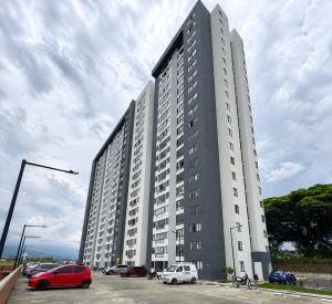 2 min Ukumari luxury apartment in Cerritos Pereira