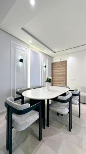 3 Bedroom sea view prestige malabatahills