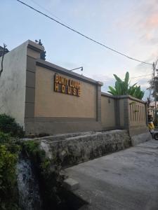 Bukit Luwih House