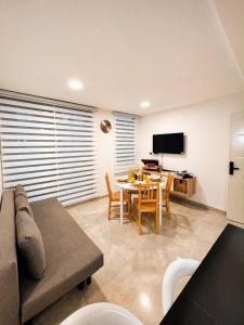 Apartamento central Moderno de lujo y con piscina