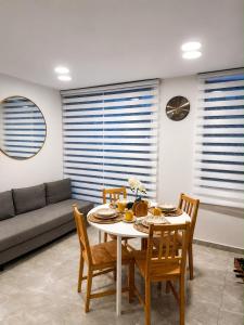 Apartamento central Moderno de lujo y con piscina