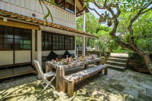 Villa Sembunyi - Unique 6BR Luxury Villa between Seminyak & Canggu