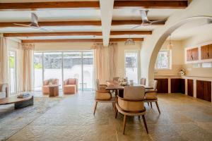 Staymaster White Castle-3BHK Pvt Pool Vagator