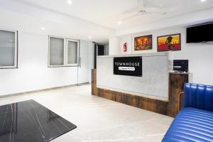 Super Townhouse Central Bazar Road Ramdaspeth