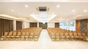 CHINTAMANI BANQUETS & SUITEs