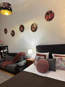 Krakow Apartments & Rooms