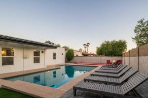 Moon Valley Manor