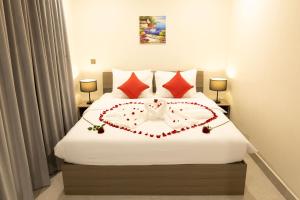 Walk Street Apartment Near Royal Palace