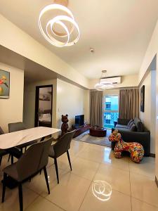2BR Spacious Condo near Okada, MOA & Airport