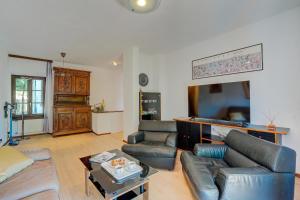 Casa Pontaccio With Terrace And View - Happy Rentals