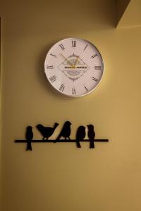 Casa Solaria - Elegant Studio with Self Check-in and Couple Friendly