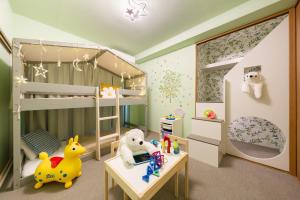 Kiryo Tama Riverside 100-inch theater and kids roomthey can play