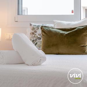 ViVi Homes - Casa Ovi - Center - Beach -Terrace