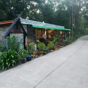 Green Valley Lodge