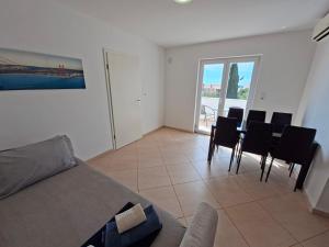 Apartments Adria