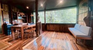 MORI KAWA Mori 2 Nature Retreat with Bathtub