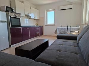 Apartment with no balcony