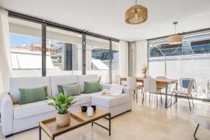 Riviera Ocean View Penthouse - ref 97