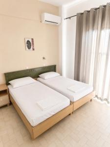 Odysseus Apartments