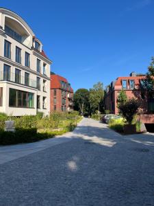 Prime Home GAJA - balcony and park view, 10 minutes to the beach, free parking