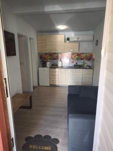 Sunny Home 16 - rodzinny domek w Dalmacji