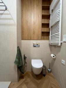 Prime Home GAJA - balcony and park view, 10 minutes to the beach, free parking