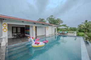 SaffronStays Mangosteen