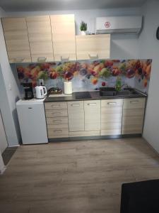 Sunny Home 16 - rodzinny domek w Dalmacji