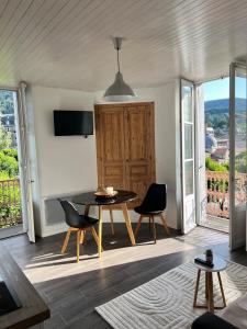 Le balcon des Martinets linge de maison inclus