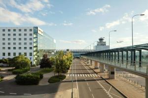 Courtyard by Marriott Prague Airport