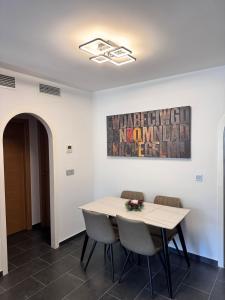 PinadaGolf Ground Floor