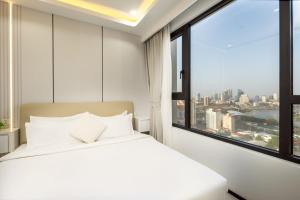 Pinnacle Moments Residence