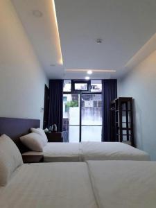 Like Family Hotel