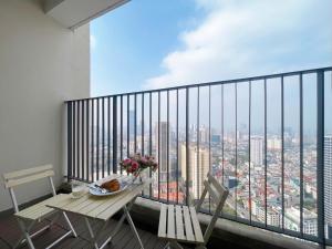 EVIS HOME - Vinhomes DCapitale Luxury Serviced Apartment