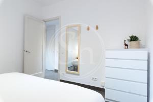 Eixample Hospital Clinic apartment