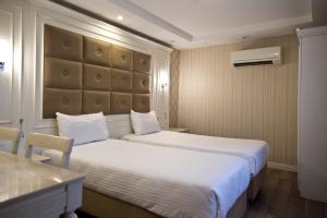 Glorious Hotel