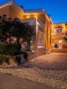 Cosy Apartment in Vir with Mountain View, 35 m²