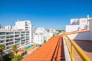 Charming Apartment in Quarteira - 50 m² - Terrace