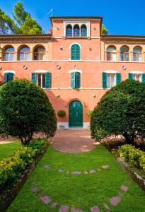 Comfortable Apartment in Fabriano, 35 m² with Shared Pool
