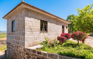 Charming House in Fornos with shared pool