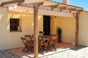 Welcoming House in Alcaracejos with Shared Pool