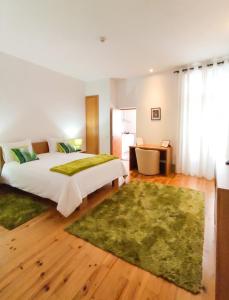 Modern Apartment in Guimarães, 50 m², Balcony