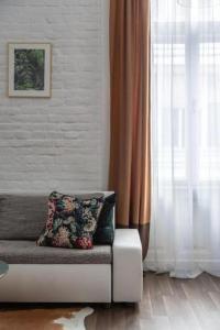 Chic, Captivating Space Near Opera House