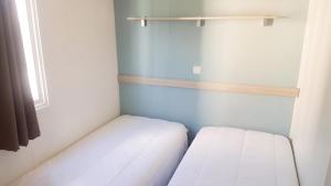 Bungalow with Shared Pool in Pataias + 30 m² + Pool.