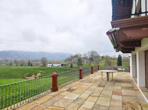 Cosy house with jacuzzi in Zugarramurdi