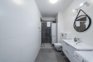 Podwisłocze Modern Apartment by BookingHost