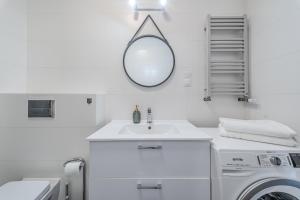 Podwisłocze Modern Apartment by BookingHost